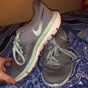 Nike Gray and Green Sneakers